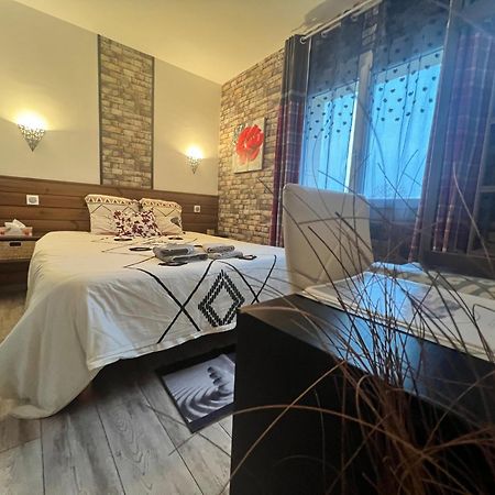 Chambres D'Hotes Le Saint Victor - Provence, Vaucluse Перн-ле-Фонтен Екстер'єр фото